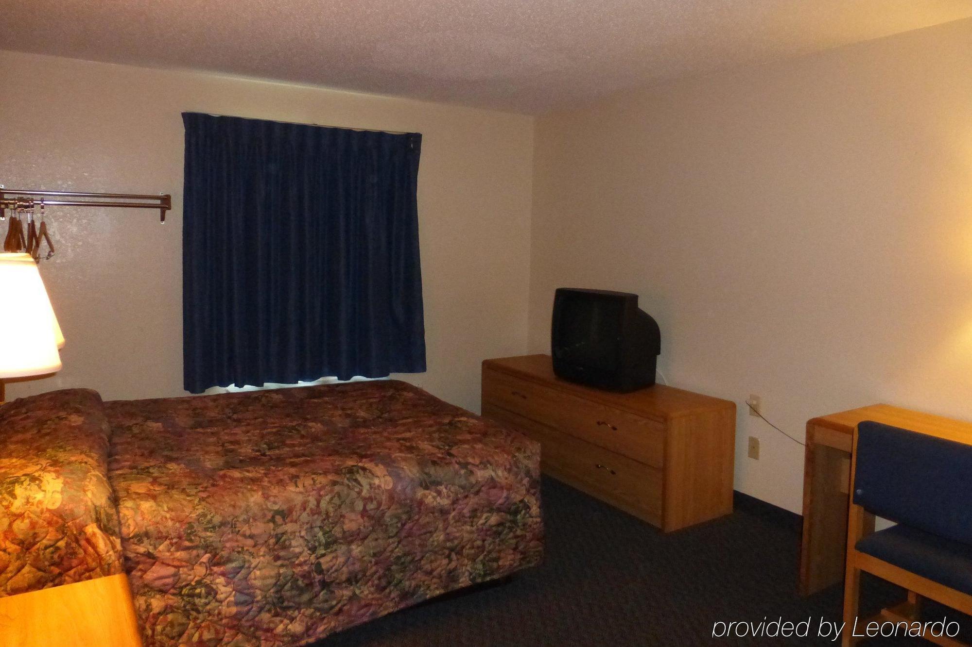 Norwood Inn And Suites - Minneapolis-St Paul 로즈빌 외부 사진