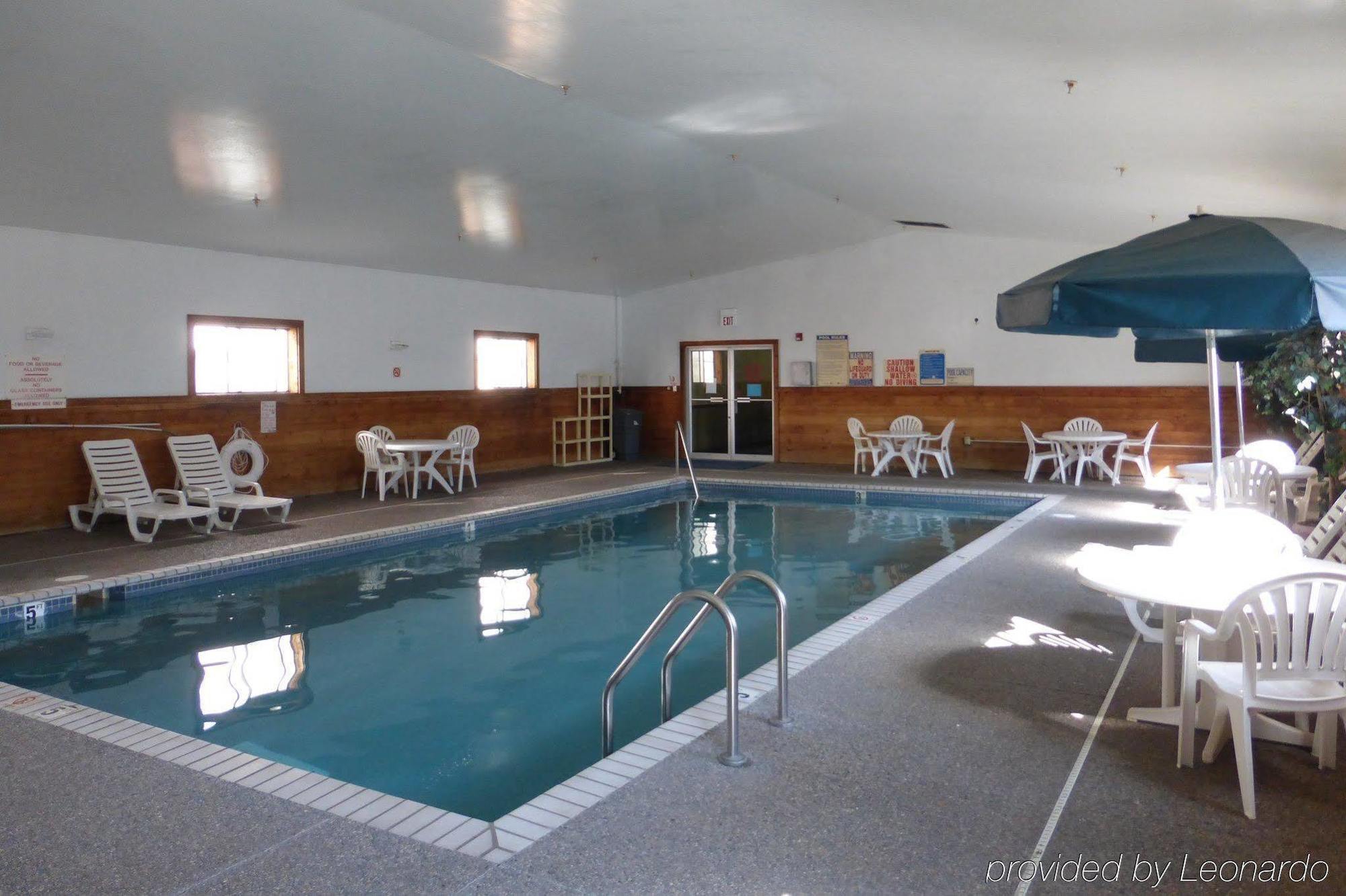 Norwood Inn And Suites - Minneapolis-St Paul 로즈빌 외부 사진