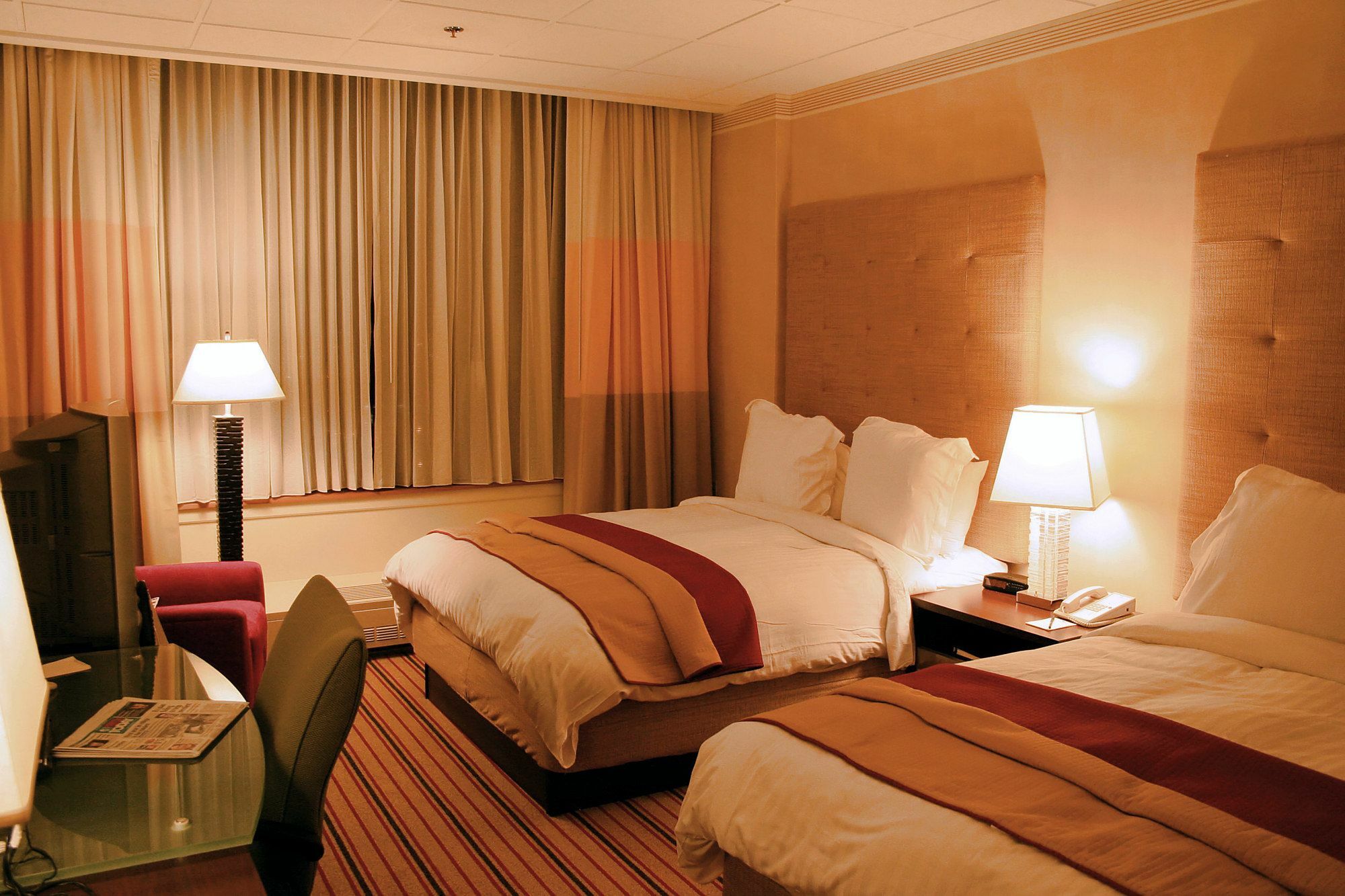 Norwood Inn And Suites - Minneapolis-St Paul 로즈빌 외부 사진